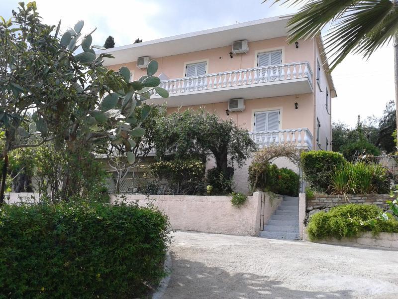 Apostolos & Eleni Family Apartments Perama (Corfu) Exterior foto