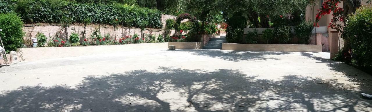 Apostolos & Eleni Family Apartments Perama (Corfu) Exterior foto